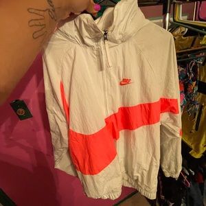 Nike Tech Windbreaker